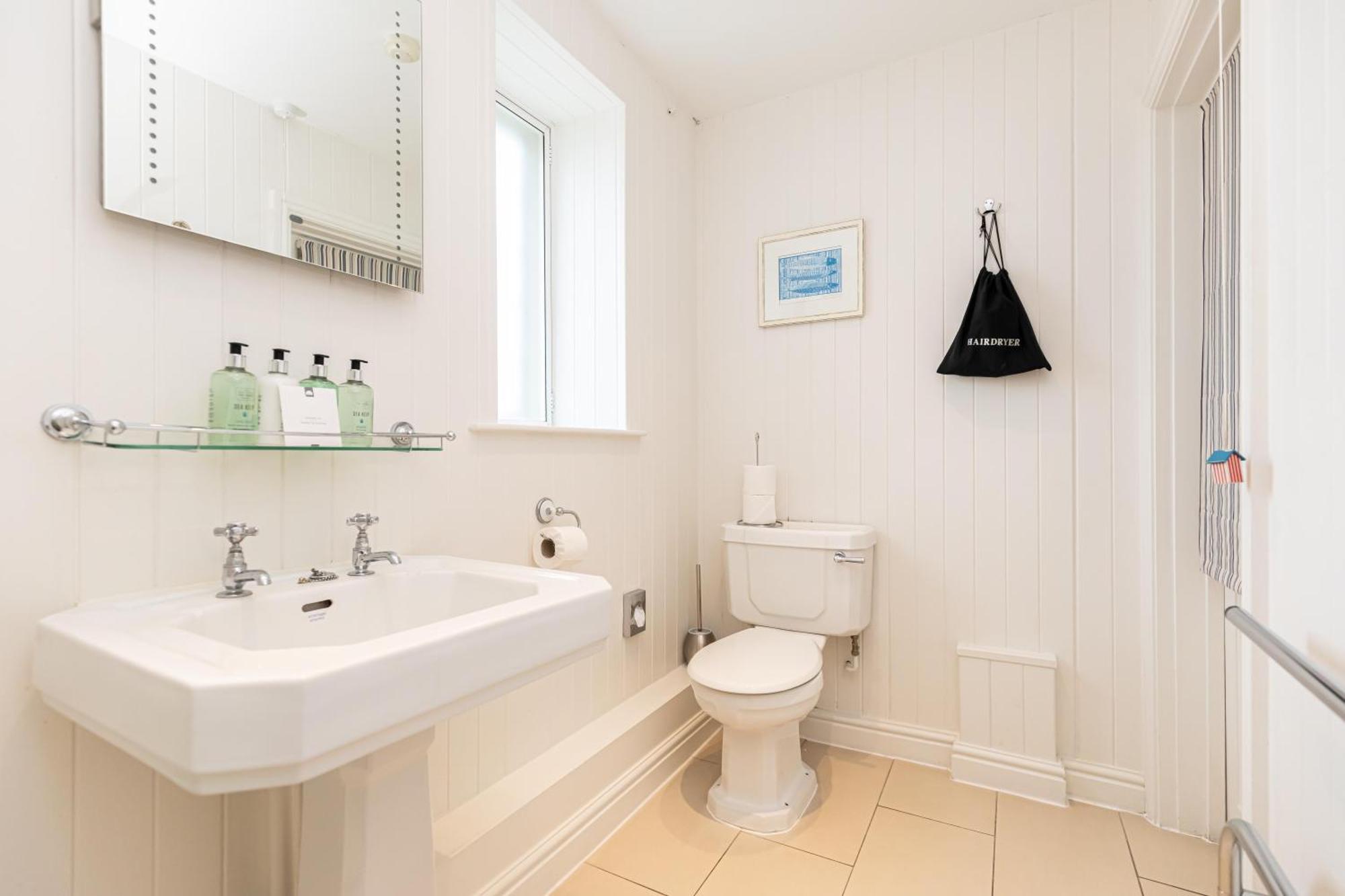 The Beach House Milford on Sea Exterior foto